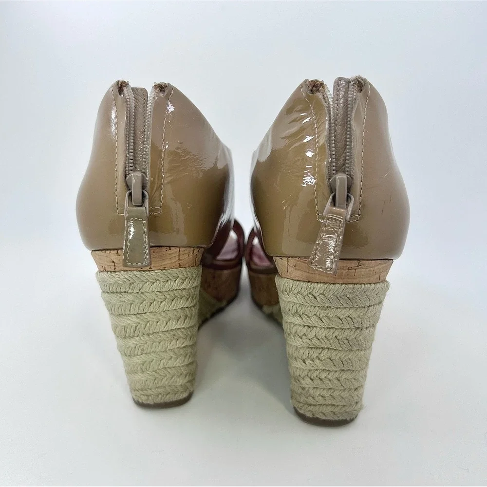 Cole Haan Air Donella 8.5B Tan Patent Leather Open Toe Wedge Booties Y2K Casual